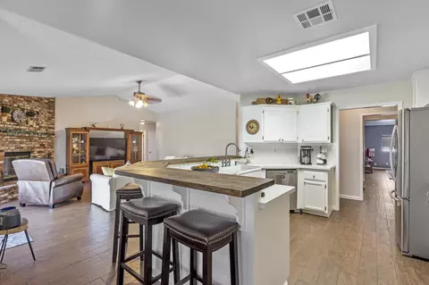 24400 Hart Dr, Tehachapi, CA 93561 photo 12