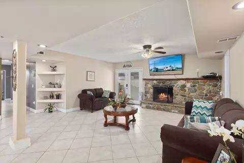 43838 Adler Ave, Lancaster, CA 93534 photo 6