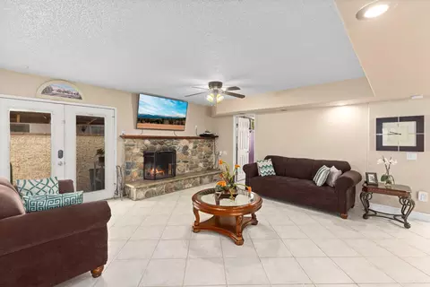 43838 Adler Ave, Lancaster, CA 93534 photo 5