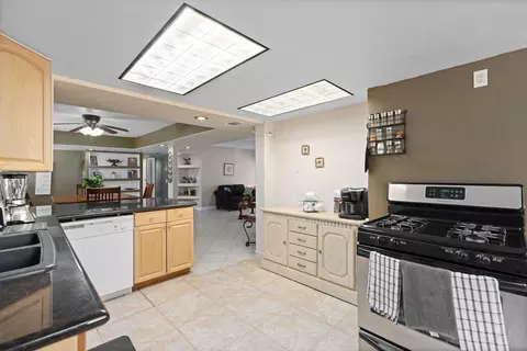 43838 Adler Ave, Lancaster, CA 93534 photo 9