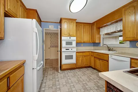 2441 El Portal Way, Oxnard, CA 93035 photo 16