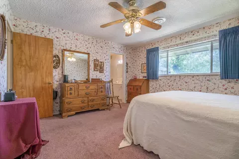 706 Mulberry St, Tehachapi, CA 93561 photo 22