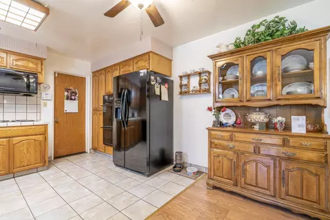 706 Mulberry St, Tehachapi, CA 93561 photo 11