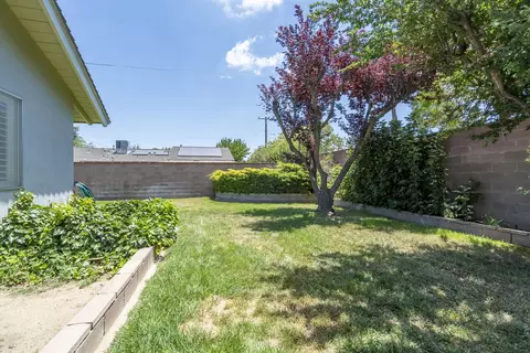 706 Mulberry St, Tehachapi, CA 93561 photo 32