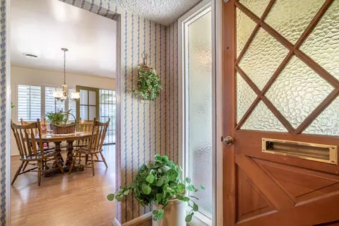 706 Mulberry St, Tehachapi, CA 93561 photo 5
