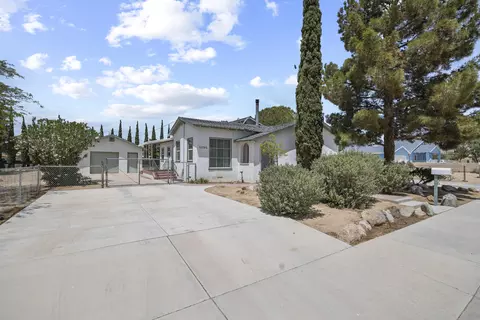 15743 M St, Mojave, CA 93501 photo 2