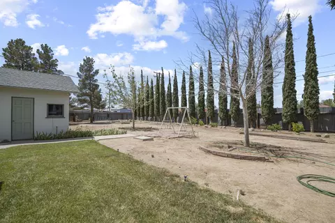 15743 M St, Mojave, CA 93501 photo 40