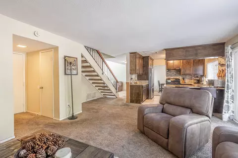 44004 Andale Ave, Lancaster, CA 93535 photo 9