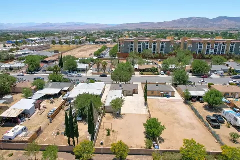 439 Ave P-14 E, Palmdale, CA 93550 photo 4