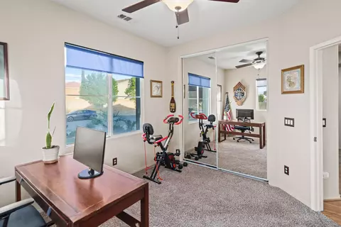 43527 Blossom Dr, Lancaster, CA 93536 photo 6