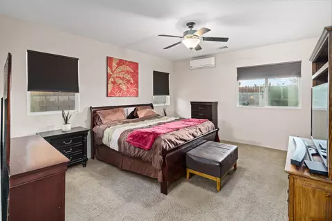 43527 Blossom Dr, Lancaster, CA 93536 photo 18