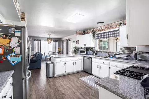 43311 Denmore Ave, Lancaster, CA 93535 photo 22