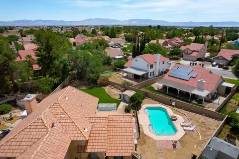 43311 Denmore Ave, Lancaster, CA 93535 photo 9