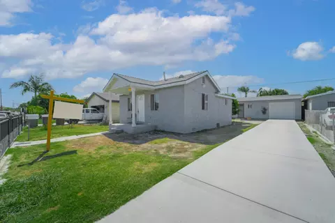 322 Poplar St, Compton, CA 90220 photo 2
