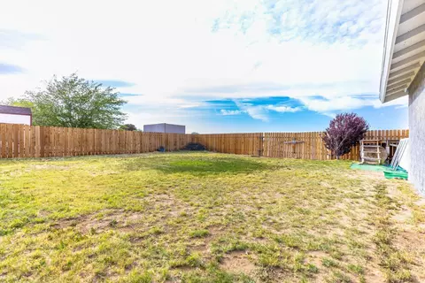 816 W Bataan Ave, Ridgecrest, CA 93555 photo 25