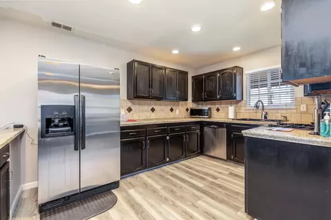 816 W Bataan Ave, Ridgecrest, CA 93555 photo 8