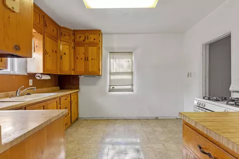 218 Valley Blvd W, Tehachapi, CA 93561 photo 12