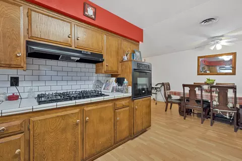44523 Hanstead Ave, Lancaster, CA 93535 photo 6