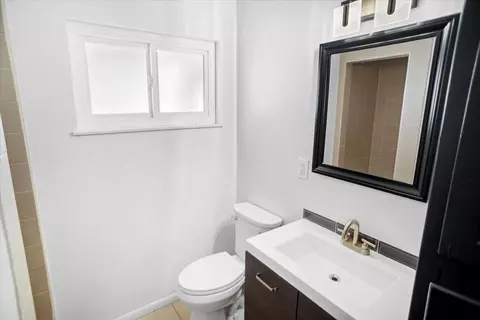 44221 2nd St E, Lancaster, CA 93535 photo 14