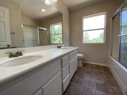 45857 Coventry Ct, Lancaster, CA 93534 photo 17