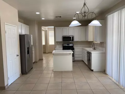 45857 Coventry Ct, Lancaster, CA 93534 photo 8