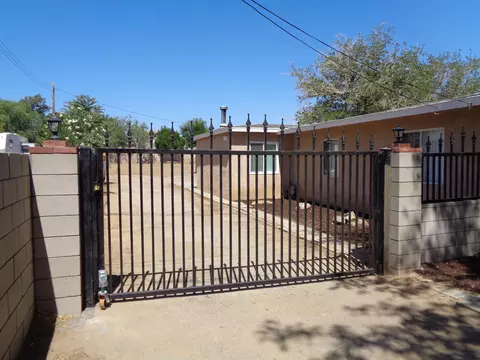 38513 12th St E, Palmdale, CA 93550 photo 32