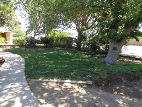 38513 12th St E, Palmdale, CA 93550 photo 3