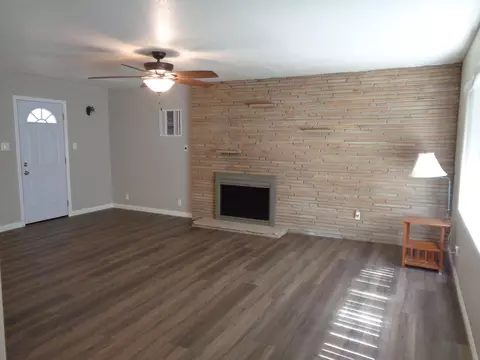 38513 12th St E, Palmdale, CA 93550 photo 7