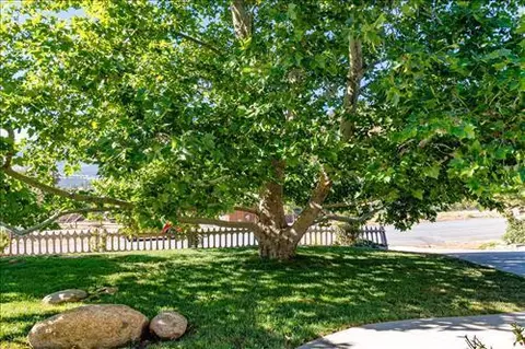 21900 Park Dr, Tehachapi, CA 93561 photo 20