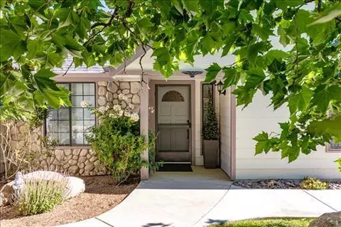 21900 Park Dr, Tehachapi, CA 93561 photo 2