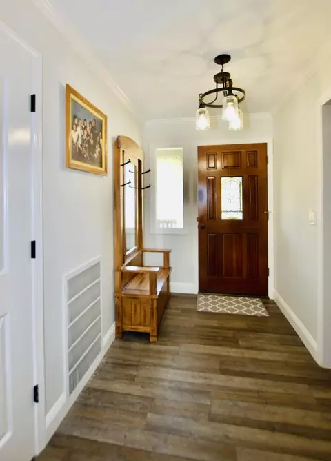30080 Greenwater Dr, Tehachapi, CA 93561 photo 2