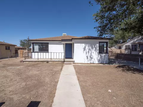 15925 P St, Mojave, CA 93501 photo 1