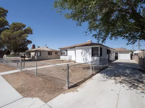 15925 P St, Mojave, CA 93501 photo 3