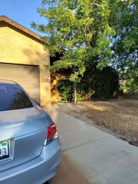 44746 E 27th E St, Lancaster, CA 93535 photo 3