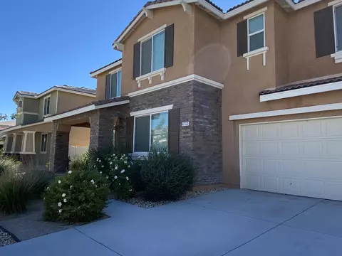 4700 Vahan Ct, Lancaster, CA 93536 photo 2