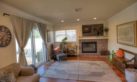 3033 Limewood Ln, Lancaster, CA 93536 photo 5