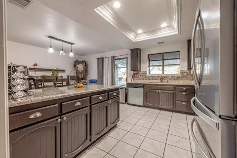 42916 Sunny Ln, Lancaster, CA 93536 photo 10