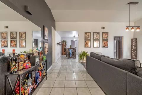 42916 Sunny Ln, Lancaster, CA 93536 photo 5