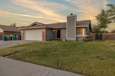 42916 Sunny Ln, Lancaster, CA 93536 photo 1