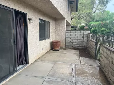 222 Eagle Ln, Palmdale, CA 93551 photo 4