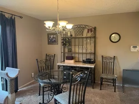 222 Eagle Ln, Palmdale, CA 93551 photo 10