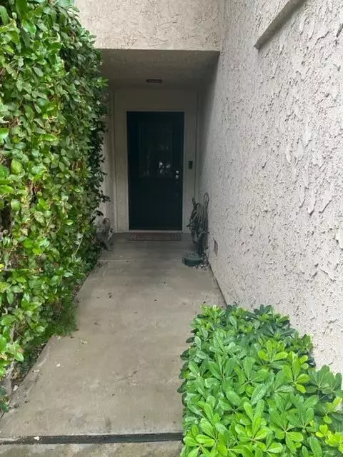 222 Eagle Ln, Palmdale, CA 93551 photo 3