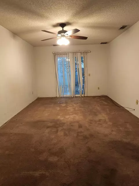 37005 32nd St E, Palmdale, CA 93550 photo 5