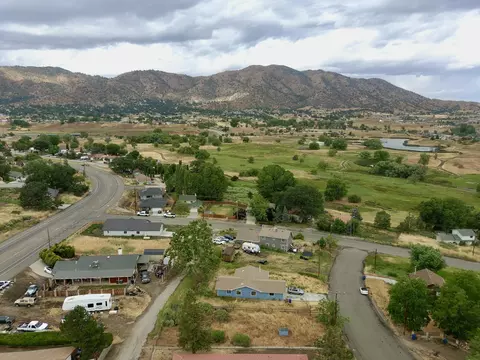 20012 Springhill Ave, Tehachapi, CA 93561 photo 29