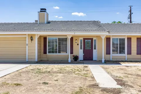 19932 Luana Dr, Tehachapi, CA 93561 photo 1