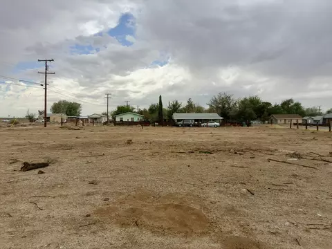 26844 John St, Boron, CA 93516 photo 1