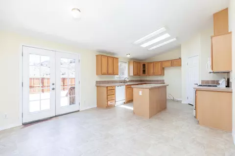 10388 Los Pinos Rd, Onyx, CA 93255 photo 10