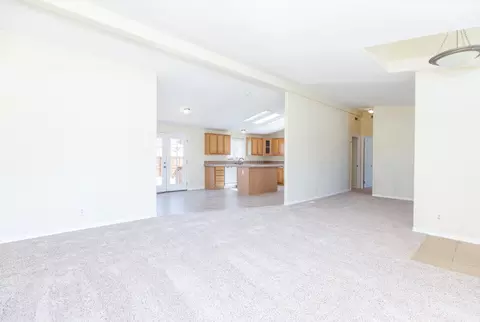10388 Los Pinos Rd, Onyx, CA 93255 photo 7