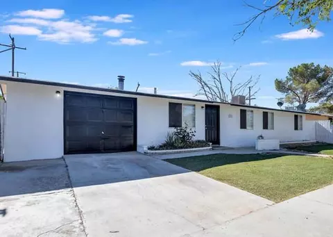 45436 Gadsden Ave, Lancaster, CA 93534 photo 3