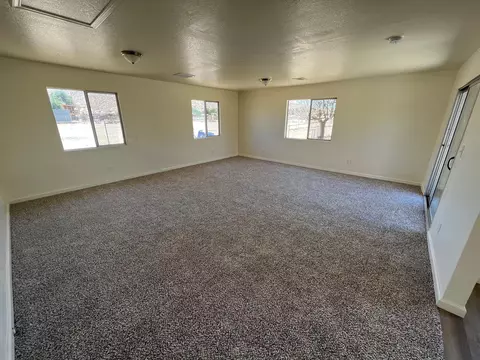 40311 Fieldspring St, Palmdale, CA 93591 photo 8